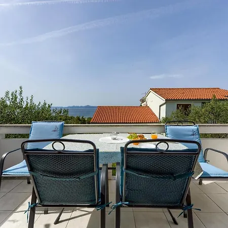 Andi Apartamento Petrčane