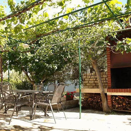 Daire Andi Petrčane