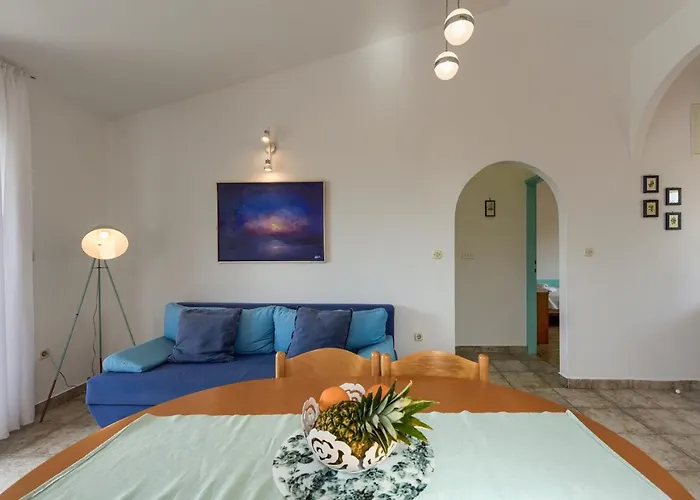 Andi Lägenhet Petrcane