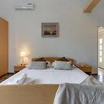 Andi