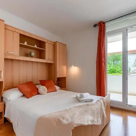 Apartament Andi