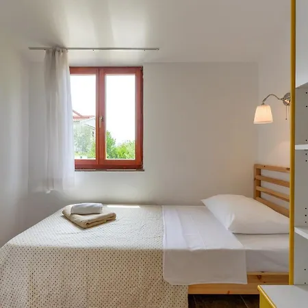 Andi Apartment