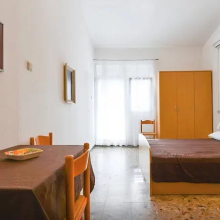 Andi Apartment *