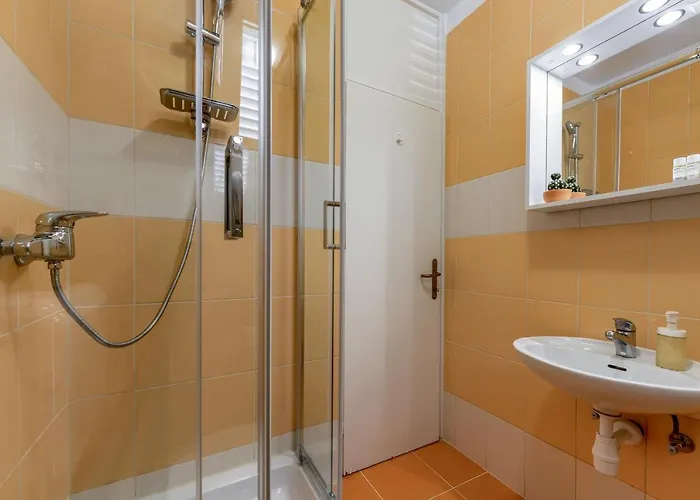 Andi شقة بيتريتْشاني